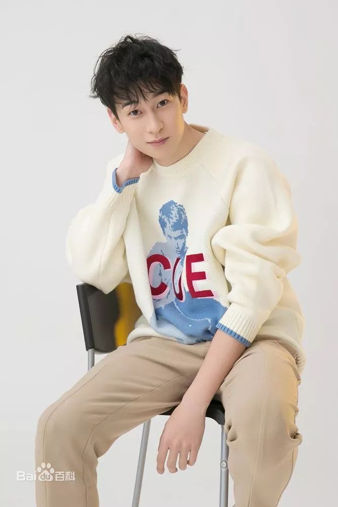 韩商言同款单眼皮技术男神有颜有演技的冷纪元粉一下