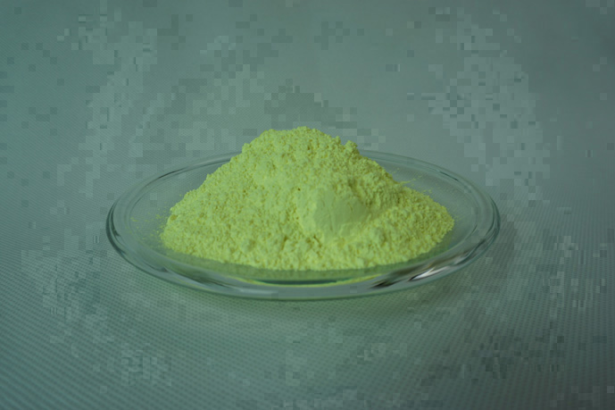 使用荧光增白剂的洗涤剂有什么效果