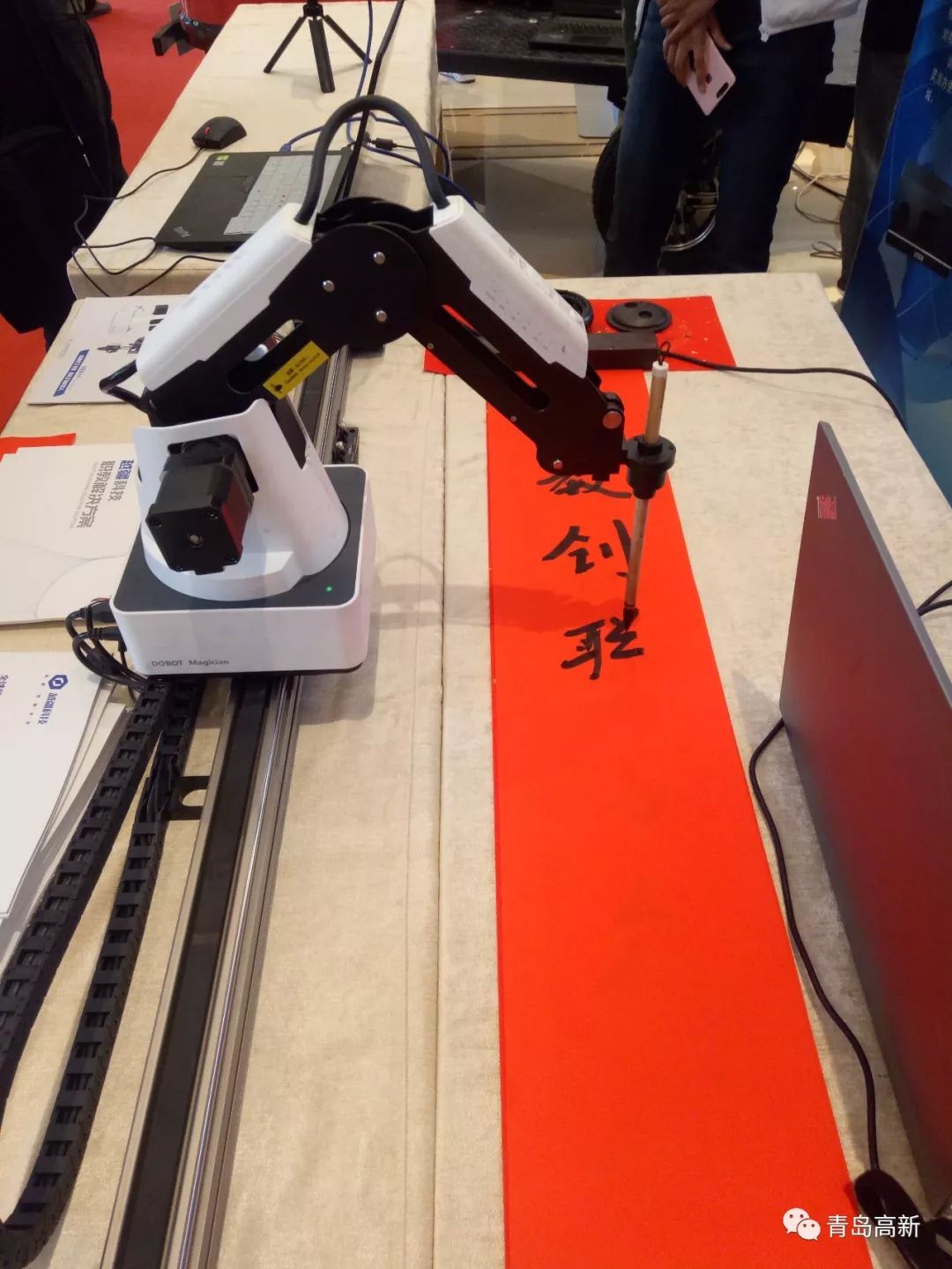 写字码垛泡咖啡高新区造机器人能文能武