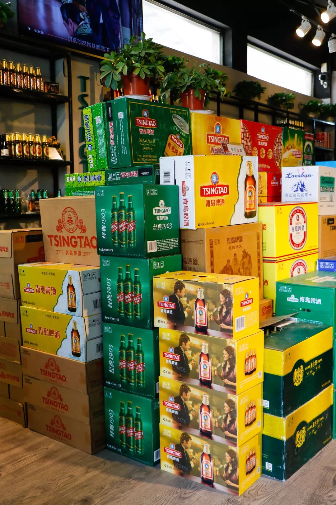 买一送一烟台品类最全的青岛啤酒屋在超市买不到的酒这儿都有