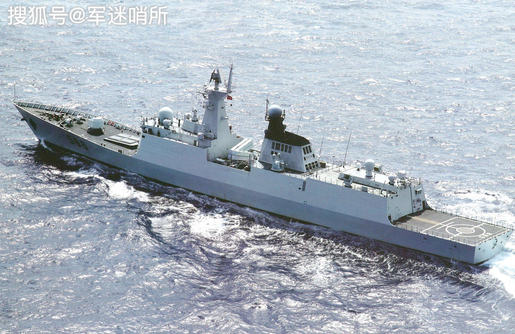 上反舰导弹防空导弹应有尽有,配备有红旗-10防空导弹,鹰击-83反舰导弹