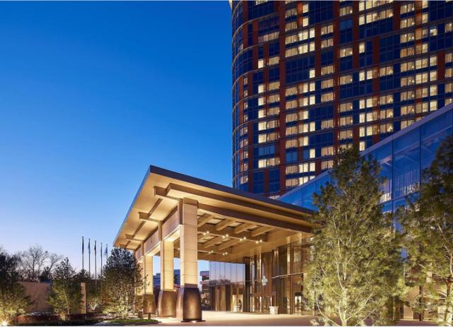 北京jw万豪酒店上榜理由:位于朝阳区东四环cbd商业中心,华贸中心广场