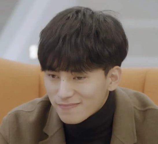 姿色鉴定陈奕辰