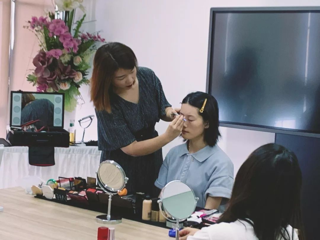 回顾种子婚礼forus联名美妆课通勤party必备get