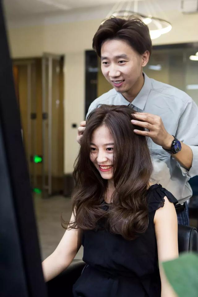 钱江新城高端美发店!帮陆毅 ,佟大为,任达华都做过造型