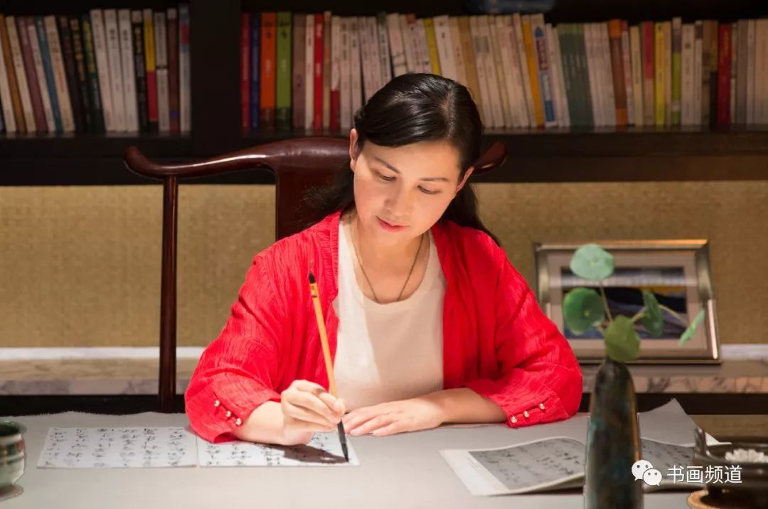 愿做书法之美的传播者书法名家诸葛丽娜