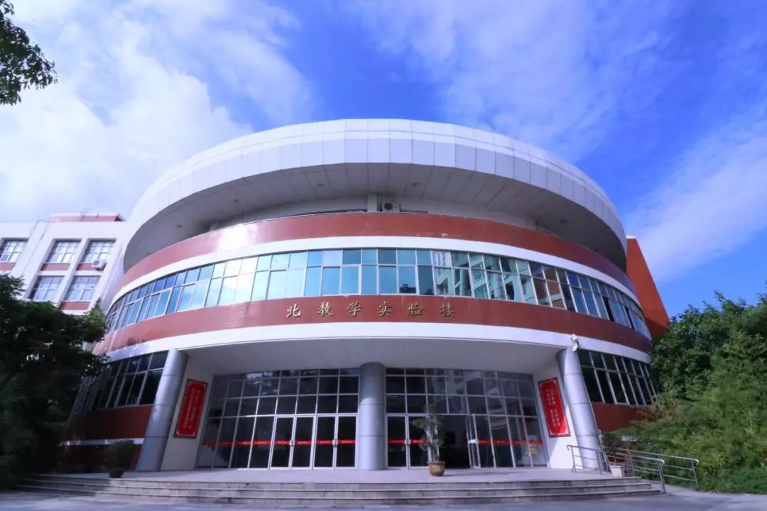 2019萌新:您有一份新生大礼包请速来领取!_泉州