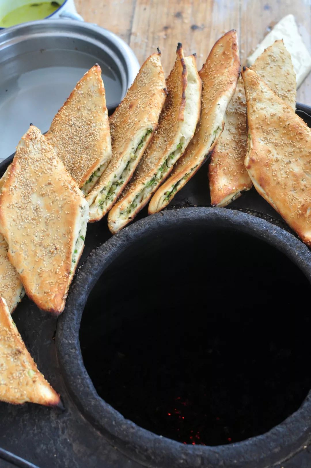 原创怀念高邮一个香酥的火烧裢子还有一碗鲜香的虾子阳春面