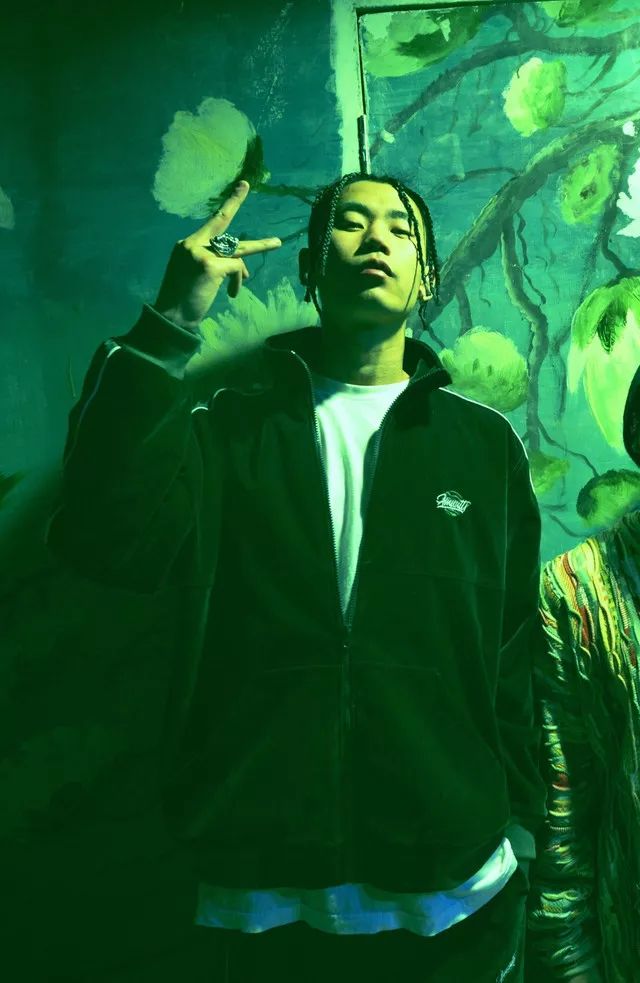 【新说唱】夏日狂热派对 阵容:宝石老舅,双棒儿,李棒棒muti,辉子 ,白