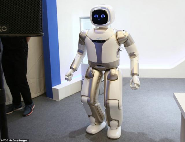 世界各国尖端机器人汇聚北京，2019世界机器人大会各显神通 