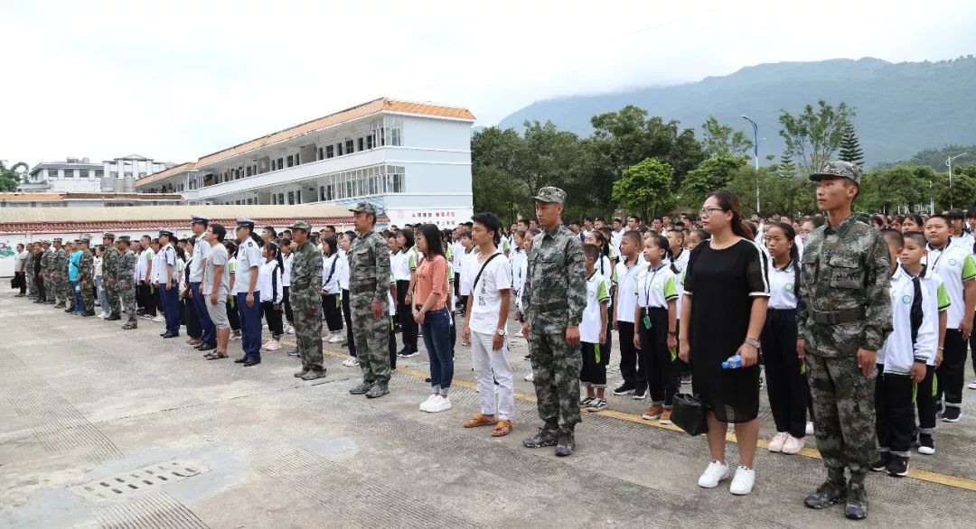 临沧市镇康县第一中学图片