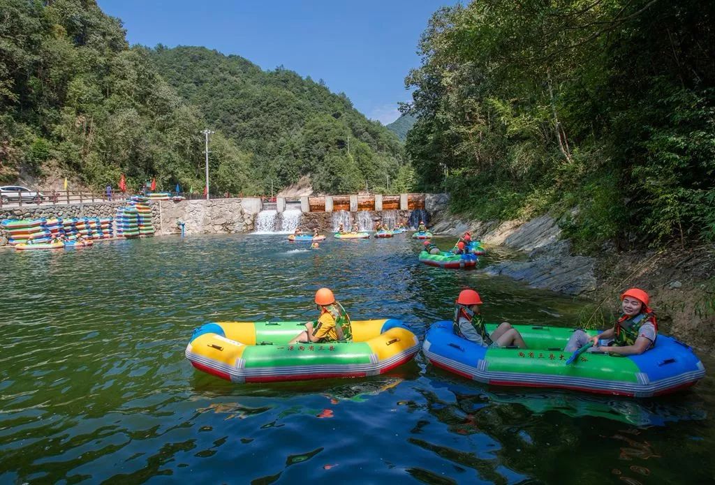 生态狮石奏响红色经典图记首届狮石乡村旅游节
