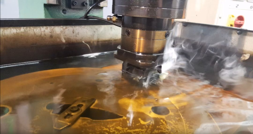 日本森精机▼视频2:精冲原理3d动画演示▼视频1:精