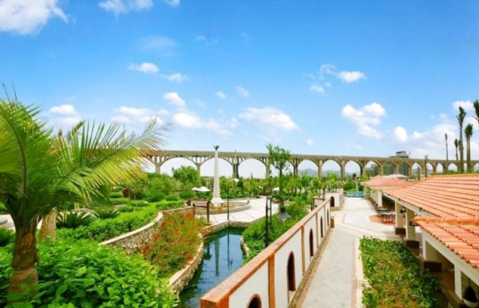 金汤湾10周年大放价￥398限量大促佩夏房2大1小套餐地中海风情房无限