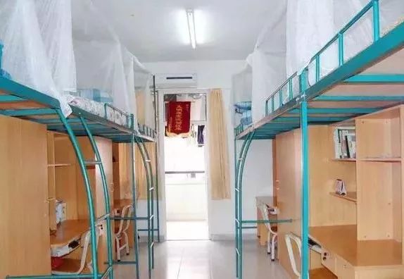 惠东黄埠中学的宿舍图片