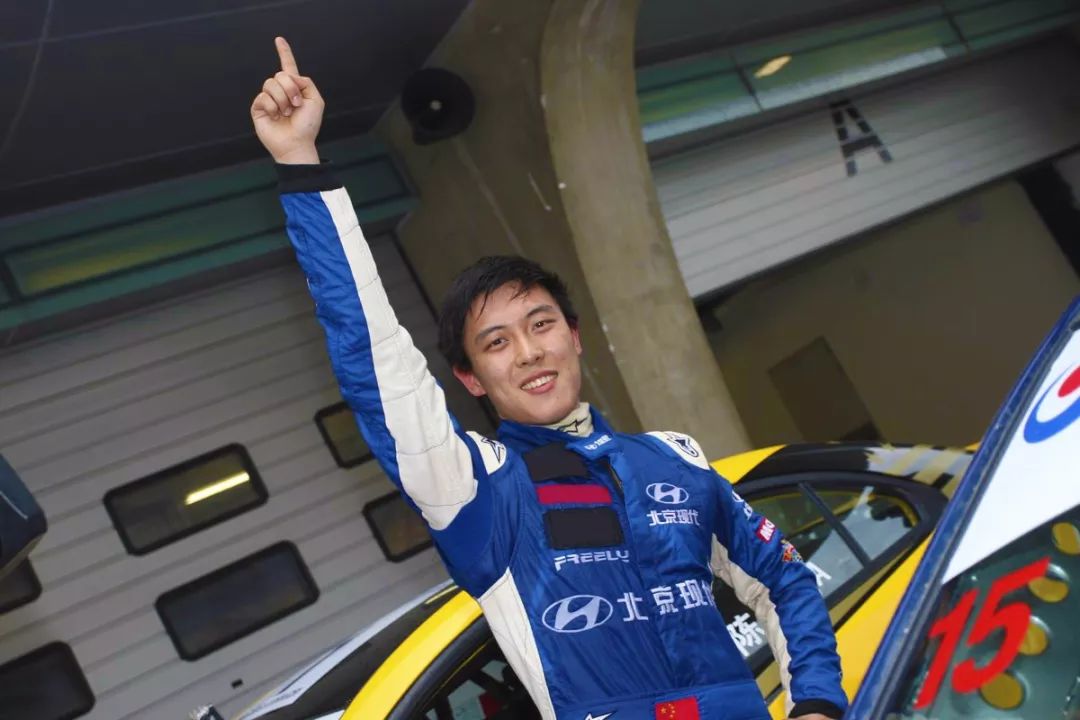 赛车丨瑞纳阵容丨朱戴维,崔岳,万金存,朱震宇,黄若涵,唐友喜2013年赛