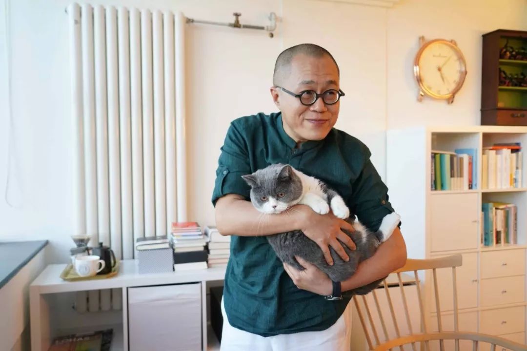 梁文道:能喝会道的人生里,少不了葡萄酒