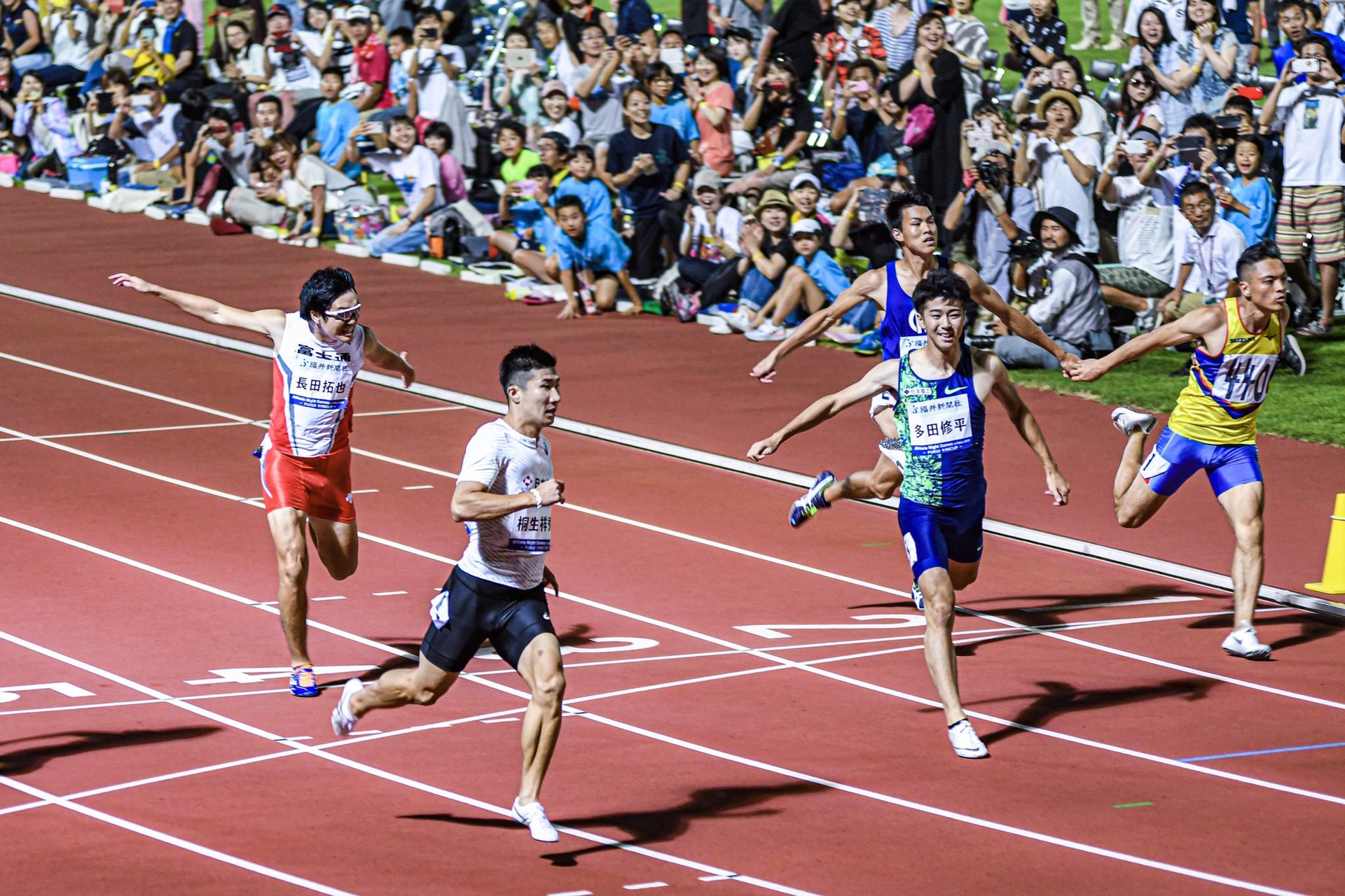 日本田径迎井喷进步五大项目追赶中国胜者礼物为别致稻草包裹