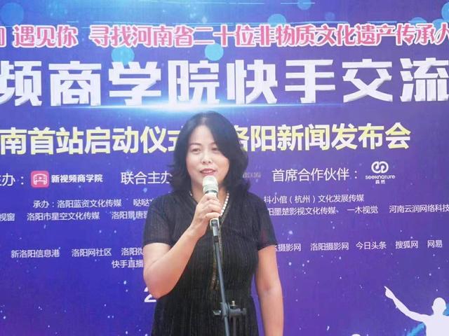 画家邱素阁女士讲述她的艺术心路历程以及与短视频的衔接对传统文化的