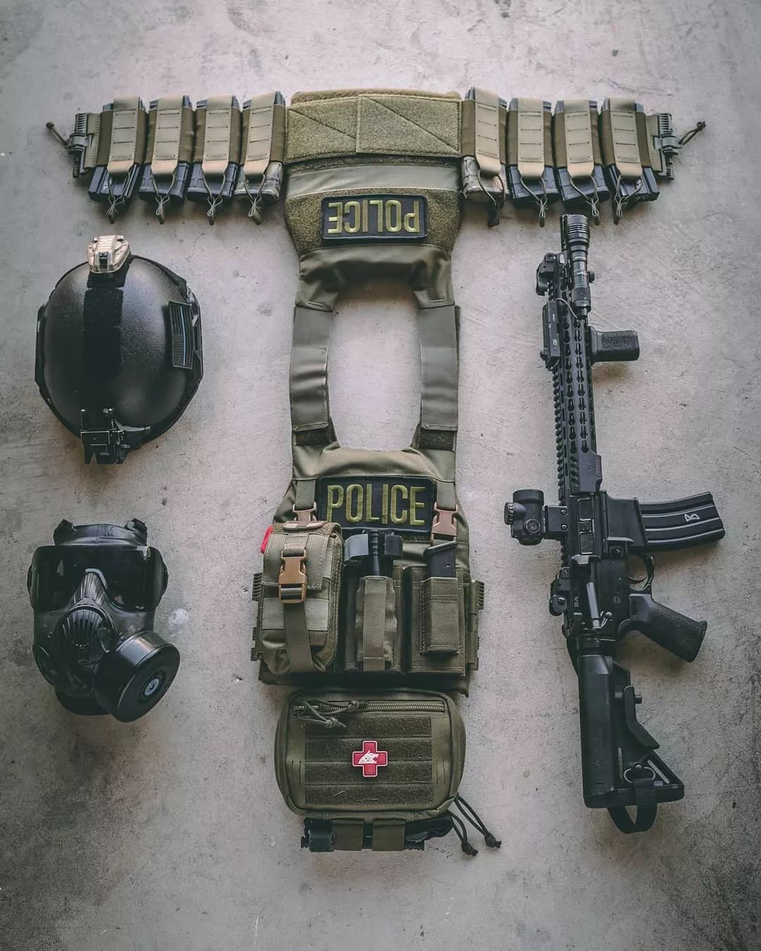 战术范儿装备与射手相得益彰相辅相成