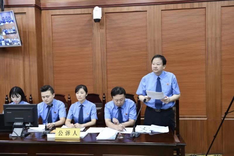 中共榆林市委原书记胡志强受贿一案 公开开庭审理