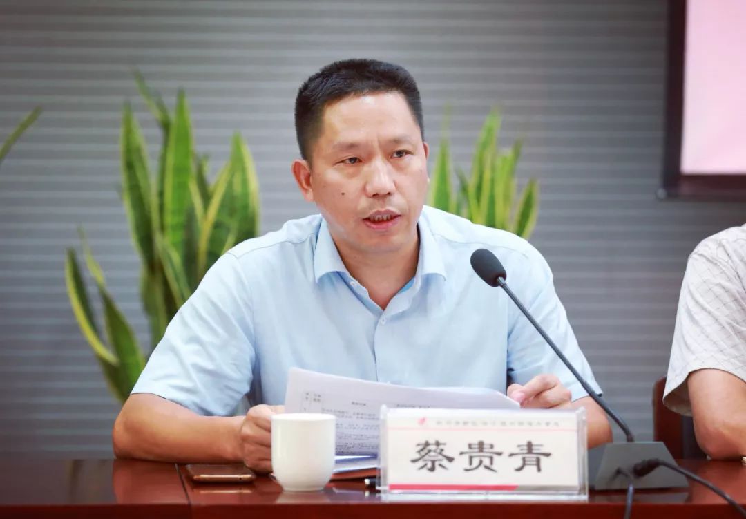 蔡贵青党工委委员,人武部长蔡贵青作动员部署.