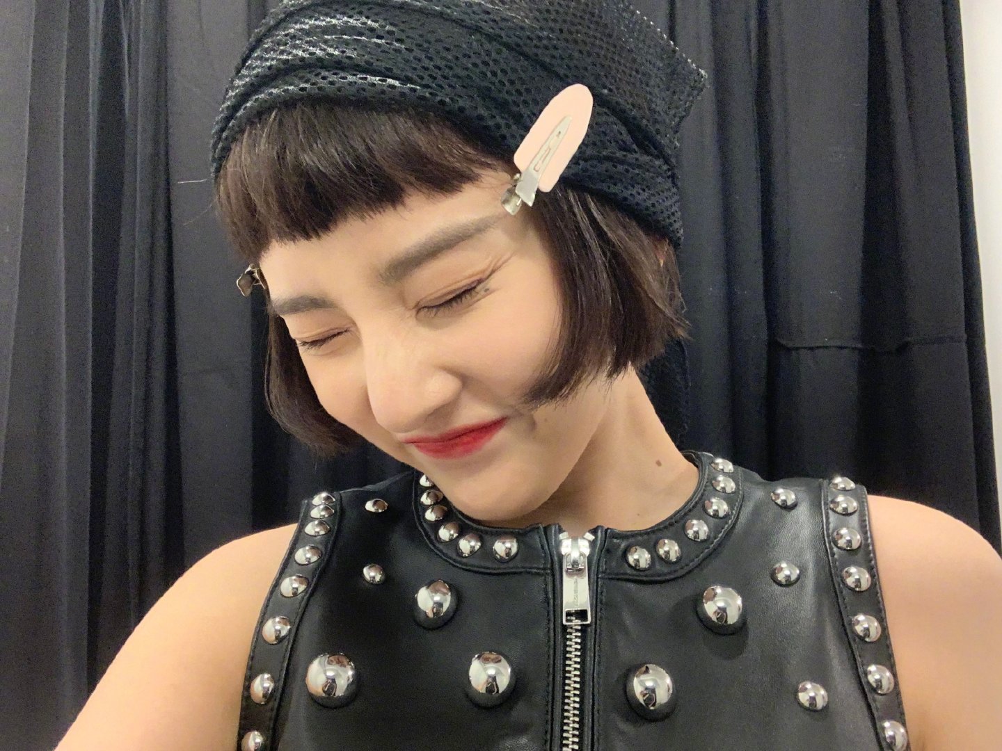 宋祖儿一头齐耳短发新造型,俏皮可爱满满的少女感