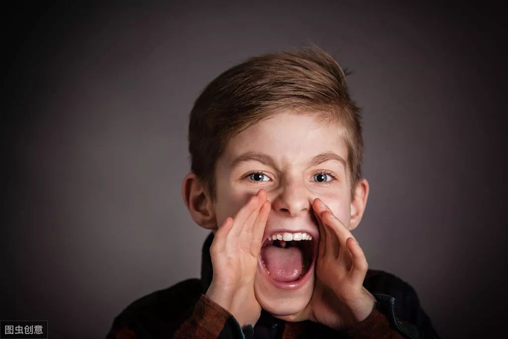 自闭症孩子大吼大叫这个行为干预好了,又出现另一个,何时是个头