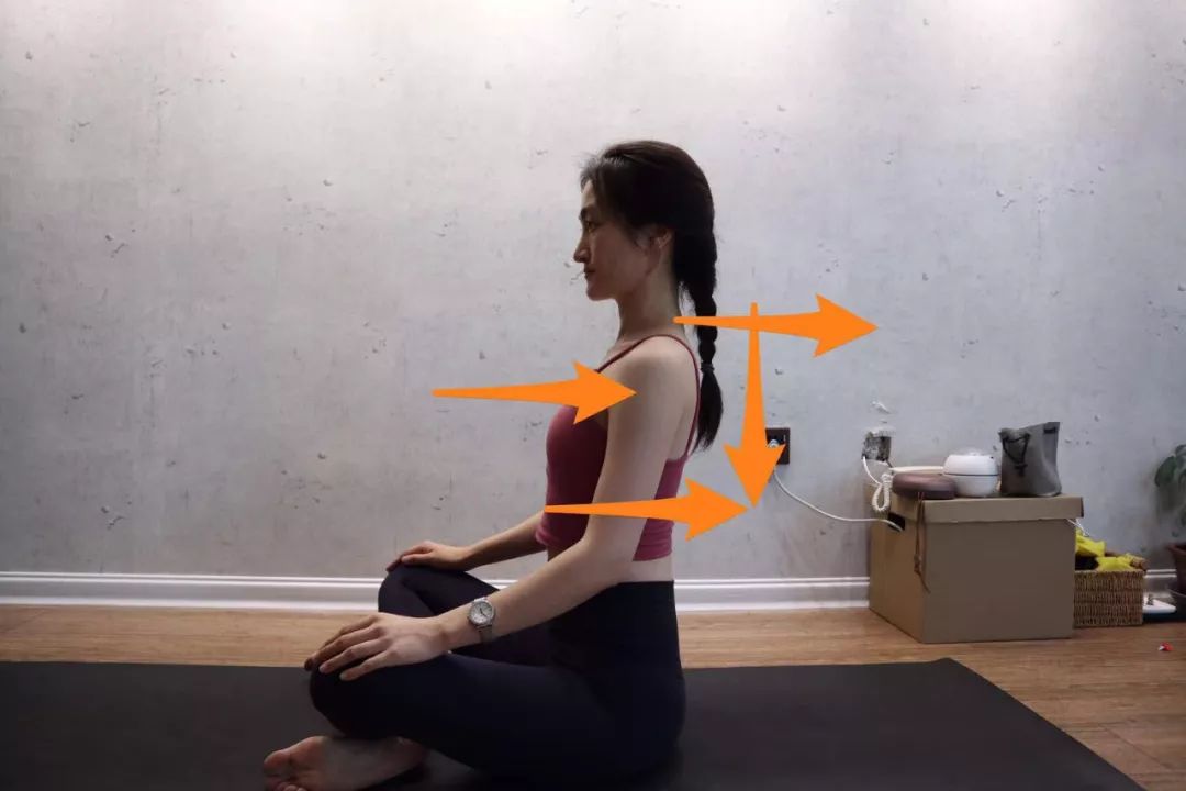 瑜伽练的不对扣肩问题不仅解决不了还会更加严重建议收藏