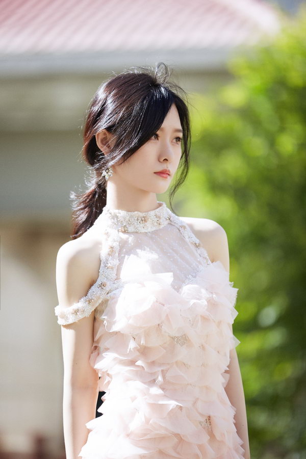 主播歌手阿冷斩获2019草原金雕奖"跨界卓越奖"