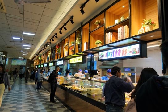 南京师范大学仙林校区共有5个食堂——东区食堂,西区食堂,老北食堂,新