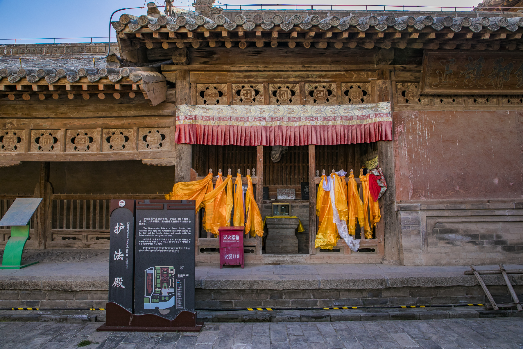 原创青海有座明朝皇家寺院朱元璋赐匾额建文帝在此出家堪比故宫