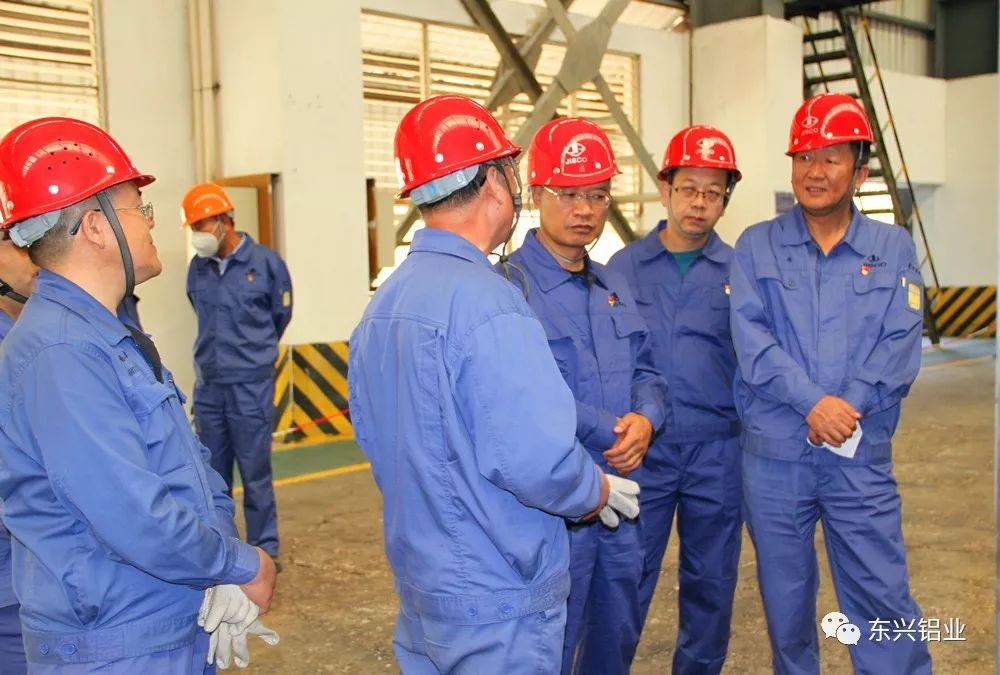 8月14日下午,高兴禄,李震分别与陇西分公司各科室,各作业区党政负责人