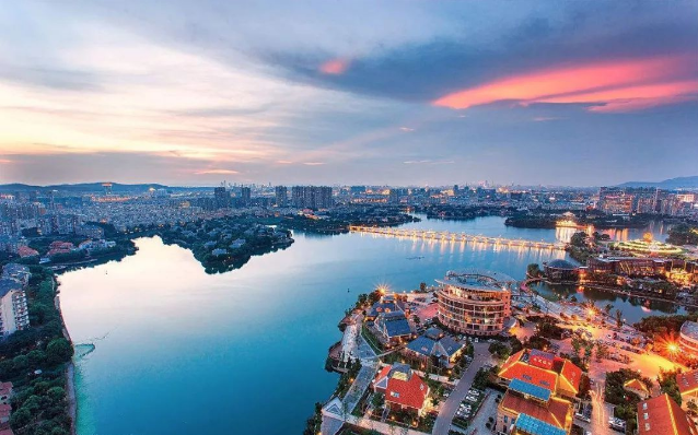 湖居简史,如意湖来了_南京