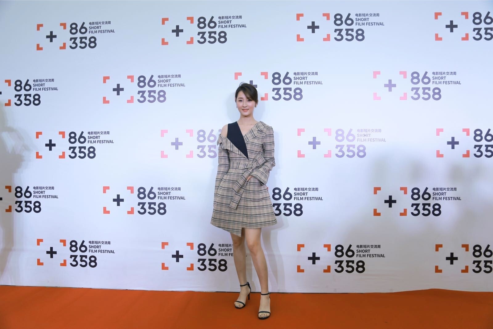 程青松,丁建国,李玉刚,孙茜,吕聿来,刘泽,唐永康,叶谦,麦子,吕星辰,周