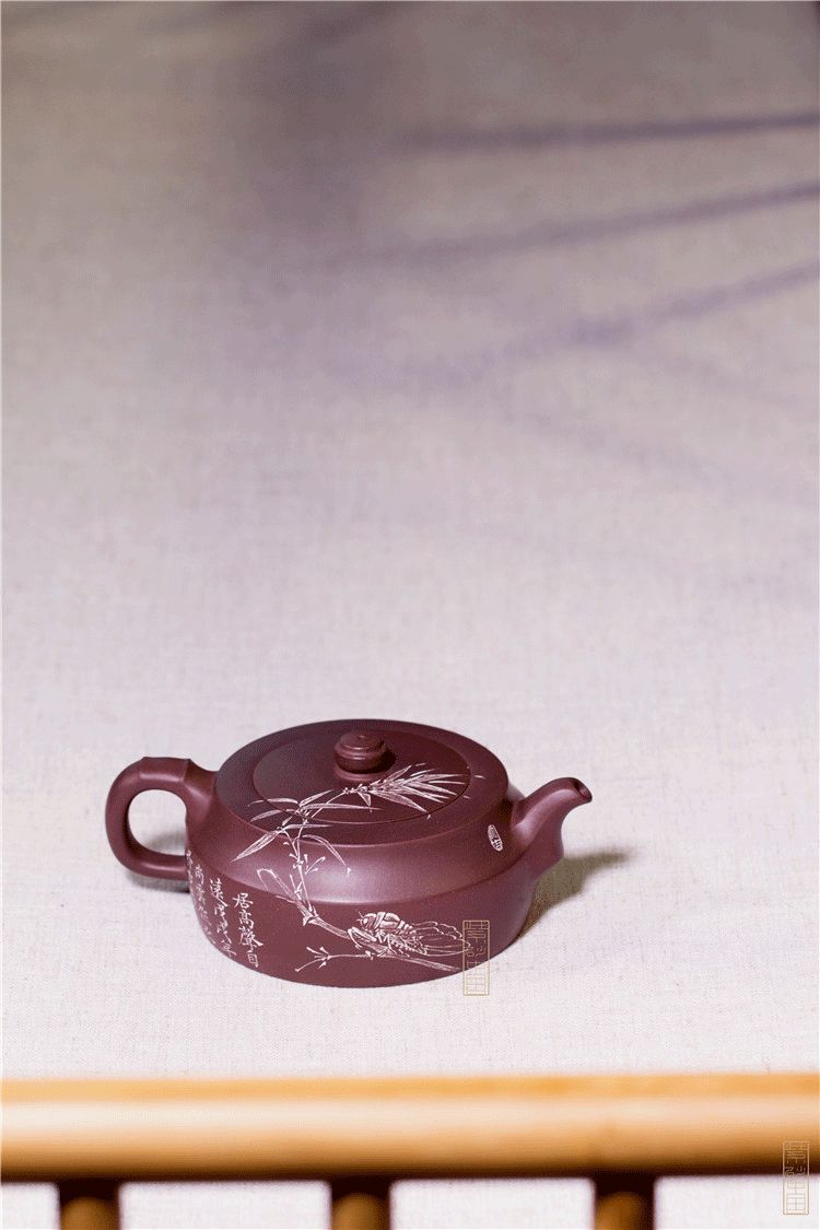 观雅础任航制朱芊芊装饰