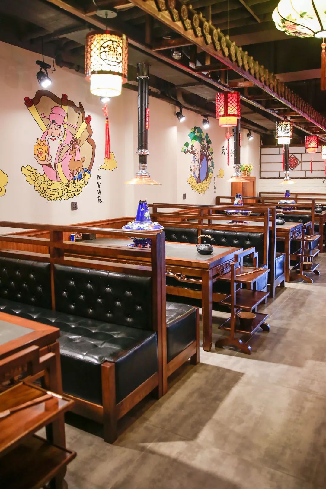 68折一勺汤一片肉一份酸菜一碗麻酱撑起了这家店福满楼乌拉火锅