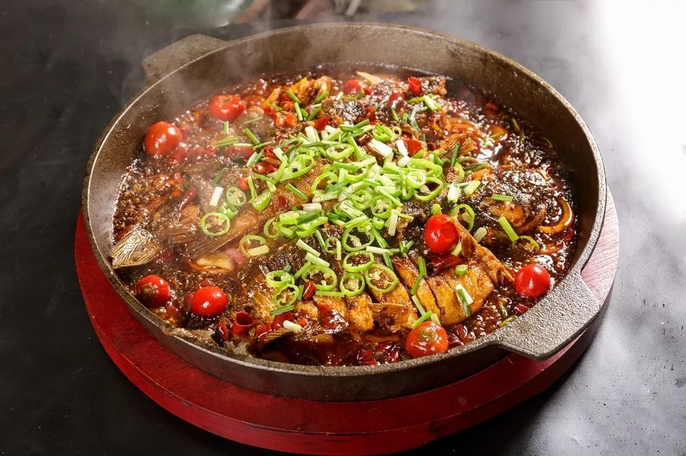 【这家专注做板烧鱼的店】99元抢原价312元 我爱板烧鱼 2-3人餐!