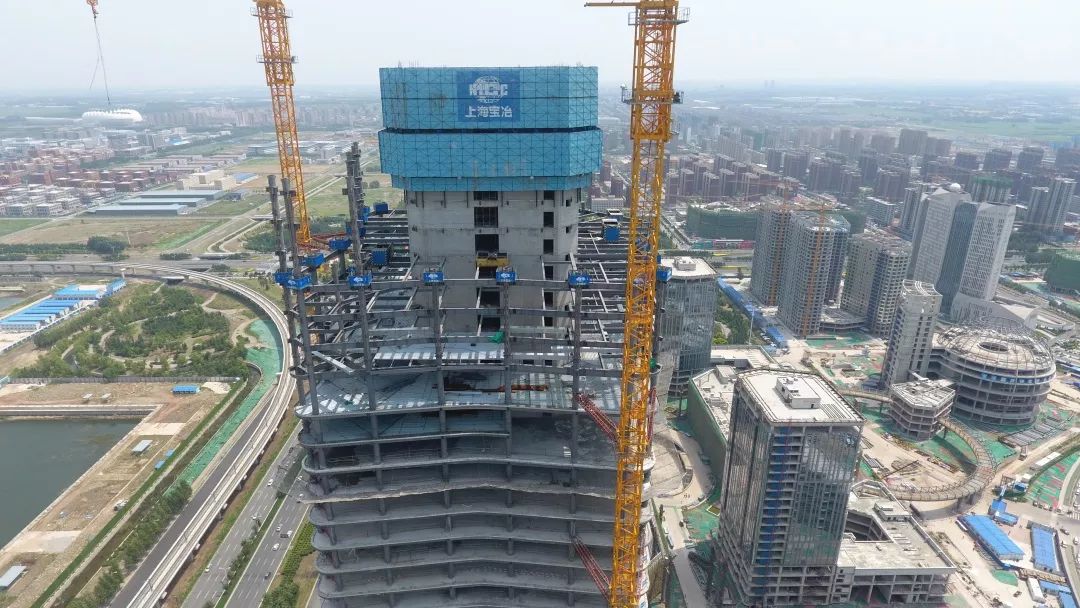 上海宝冶丨吉林省第一高楼龙翔总部大厦封顶