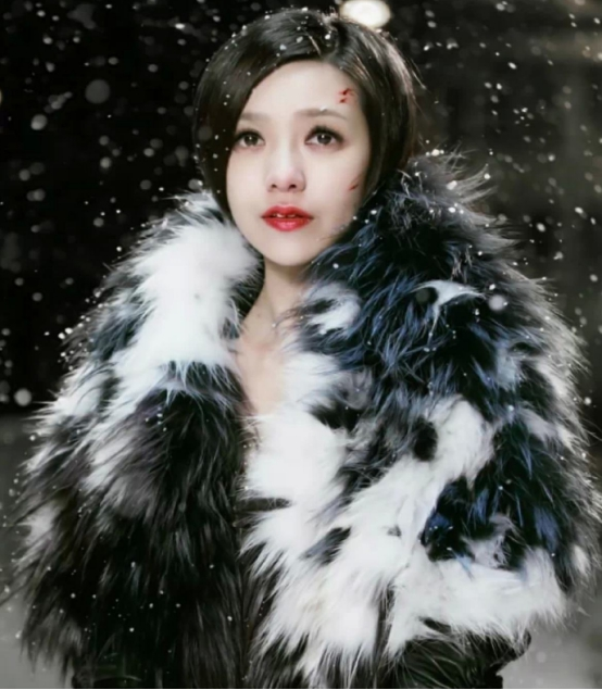 郭采洁,短发女孩的性感和可爱_顾里