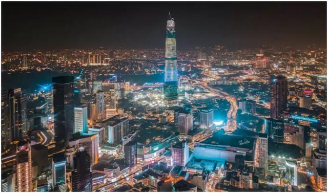 未来的敦拉萨国际贸易中心,是会分流和取代双子塔的核心位置,成为