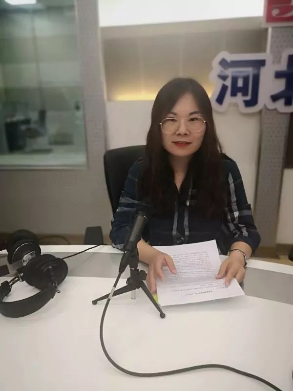 在开学前,杨丽老师给家长提七条建议,希望家长通过科学合理地引导,让