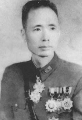 原创他是桂系名将后在抗战中担任作战厅厅长解放战争中通电起义
