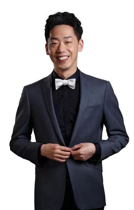 李丁青年相声演员,相声作家,师从相声名家李增瑞.