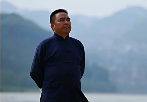 原创中国名酒大师龙则河酿一品酒做一品人