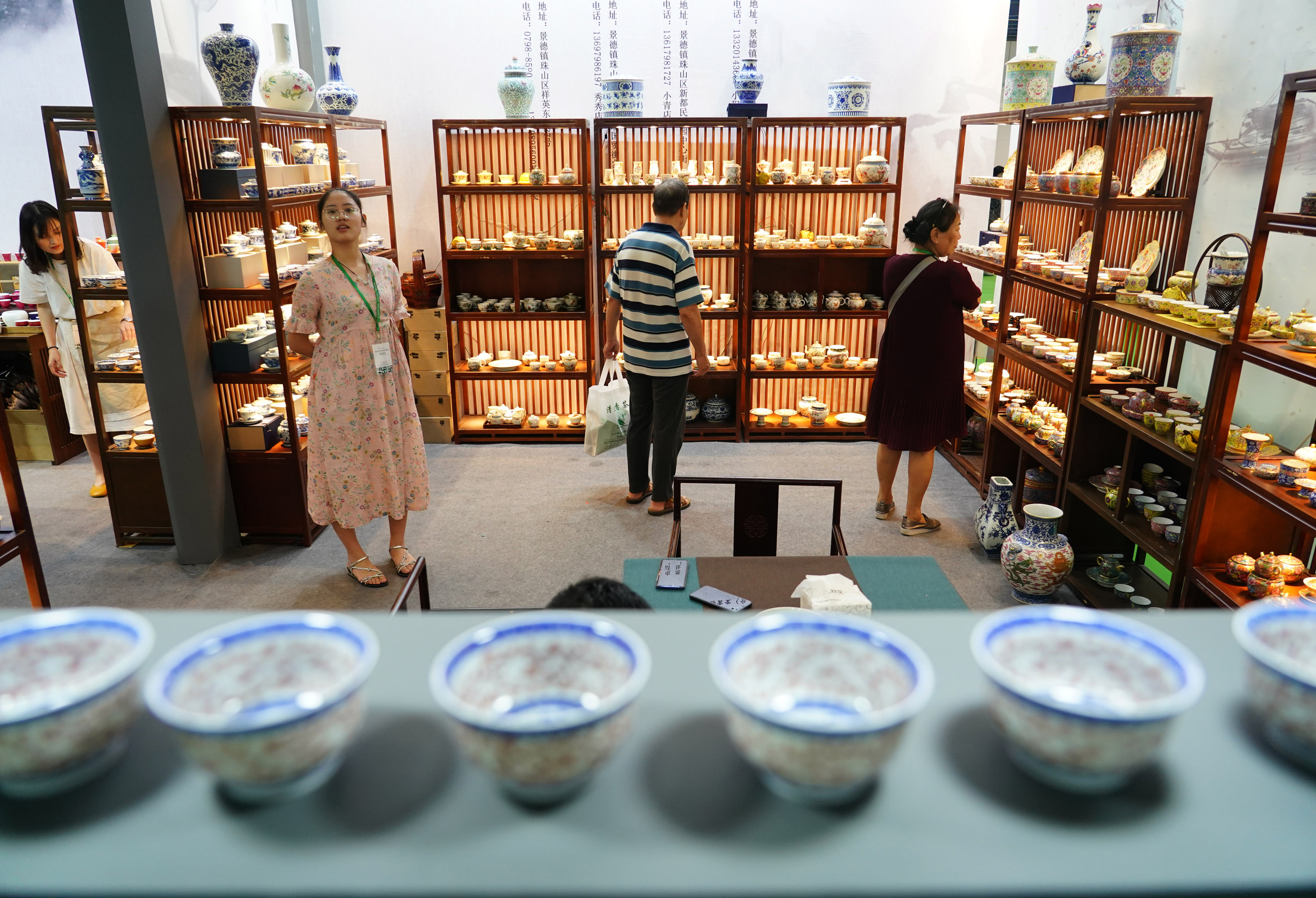 国际茶产业博览会暨紫砂,陶瓷,茶具用品展在西安曲江国际会展中心举行