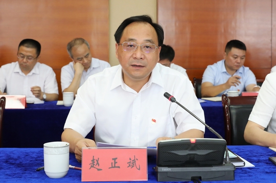 区领导董彩凤,周庆,冯素俊,吴晓晶,刘敏,汤建军,钱小峰,朱亚林参加