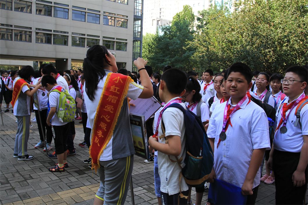 走进一中卓越成长∣记2019年天津一中初中部新生入学礼