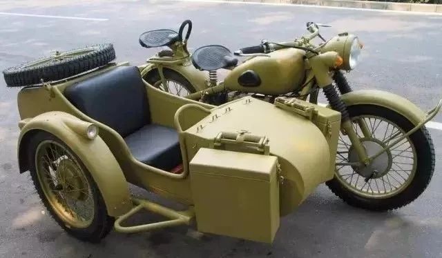 彪悍民族的侧三轮摩托车经典侉子永不过时