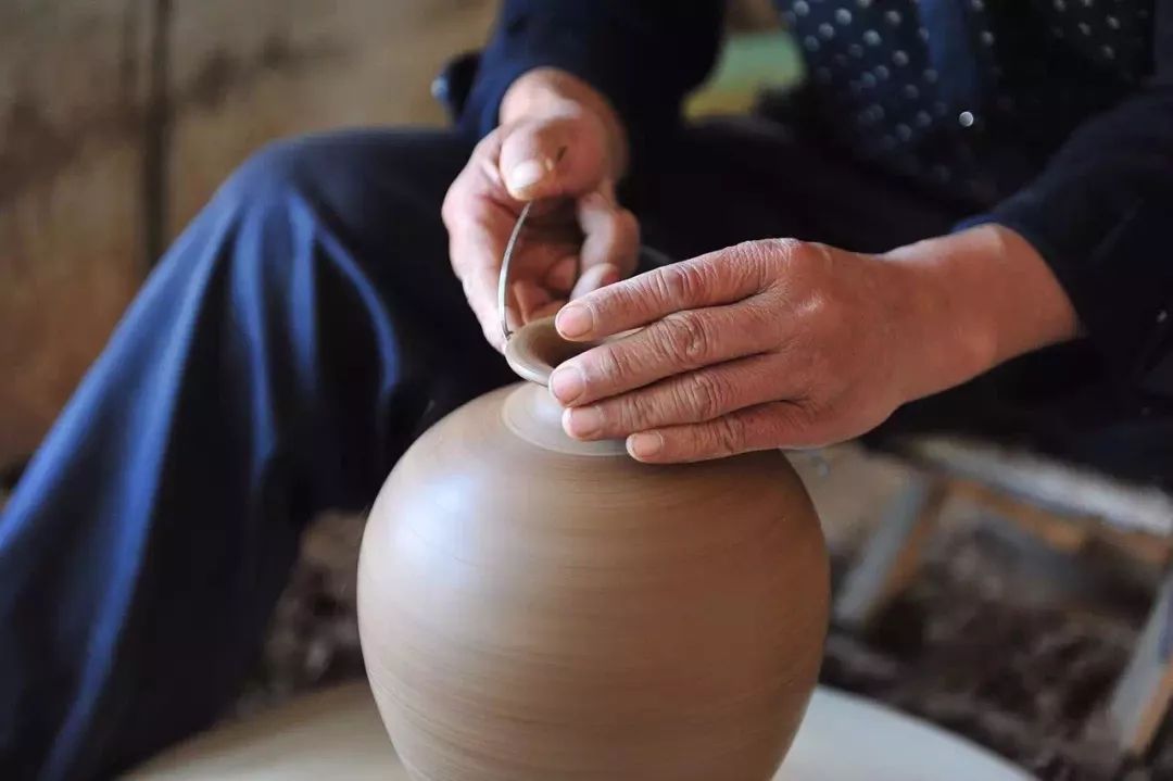 隋代,界首便有了立窑烧陶的历史.